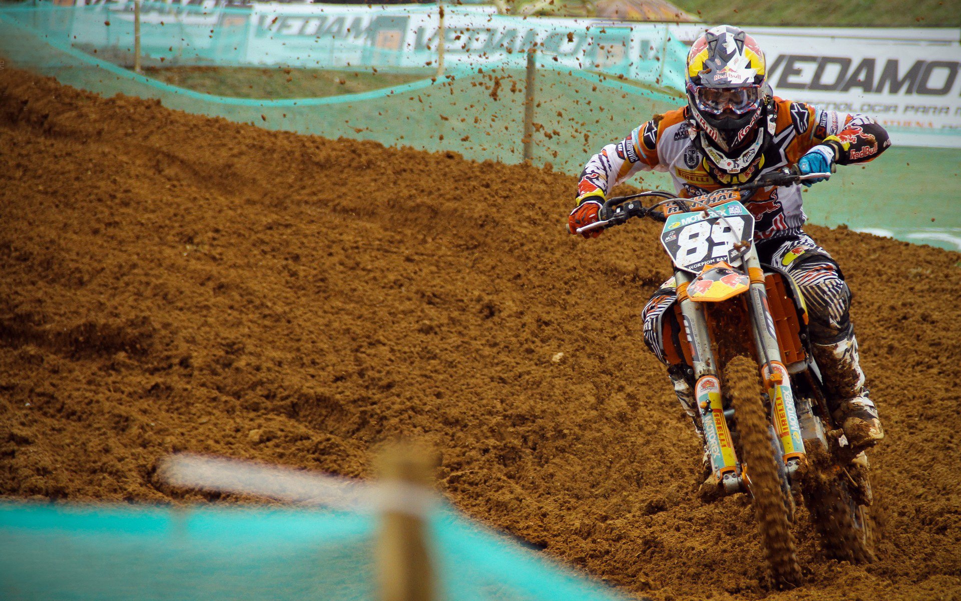 _国际合作：多国选手携手共赴一场体育盛宴_，官方!国际体联