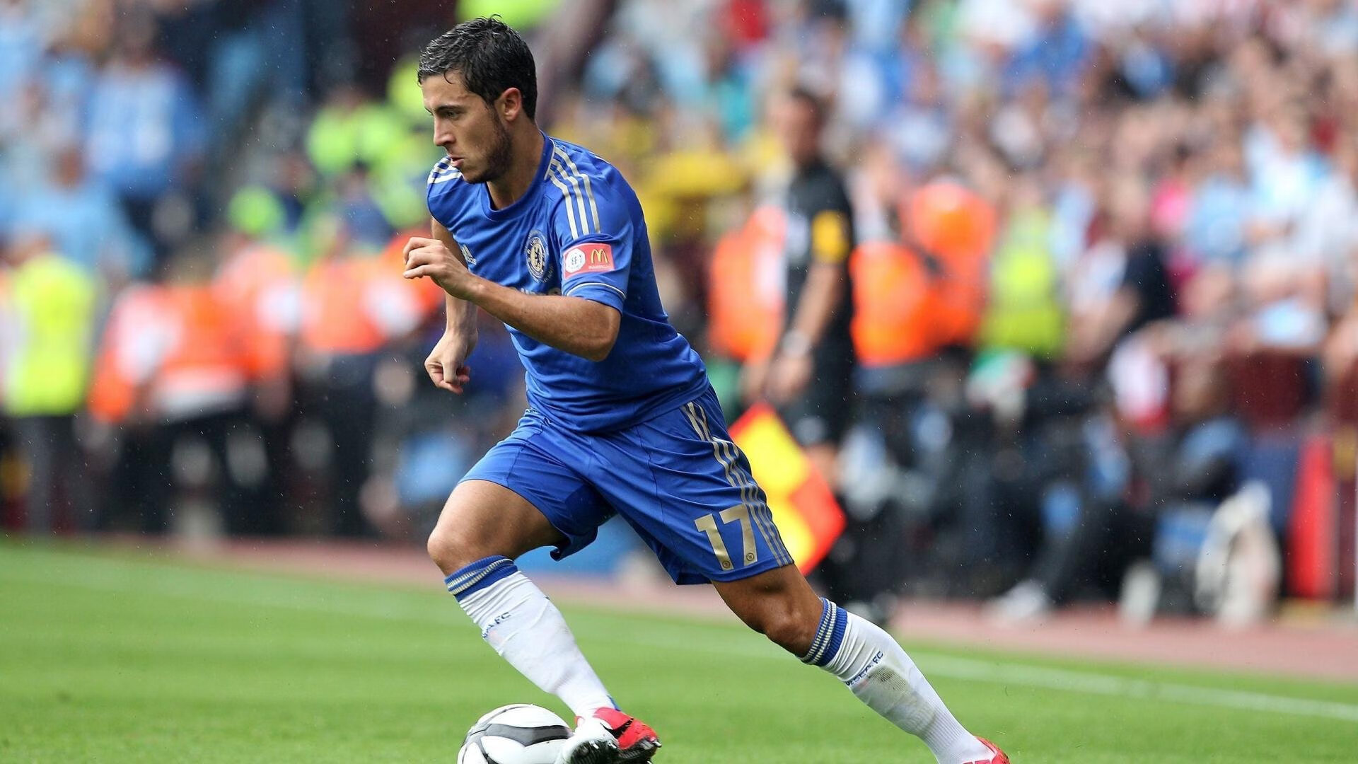 法甲战术变革引发关注，专家解读战局背后策略运用，法甲首战